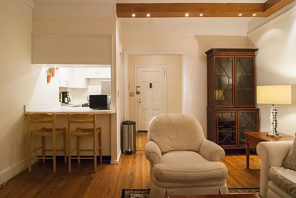 Rented by WAM Partners - William Moses Co. | media 44