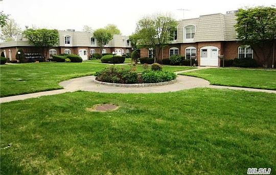 5th image of 175 Main Ave APT 107
