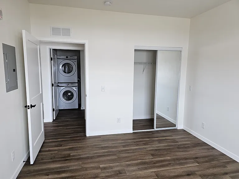 105 Michael Ct NW #15 — Photo 3