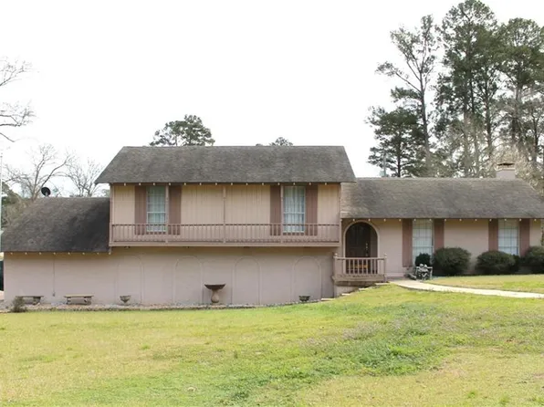 303 Hermitage Rd, Pineville, LA 71360