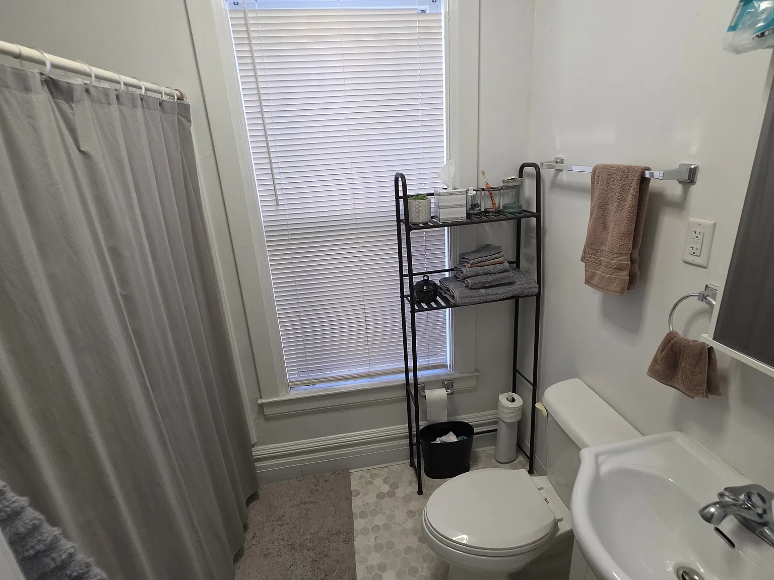1 bed, 550 sqft, $1,225 — Photo 3