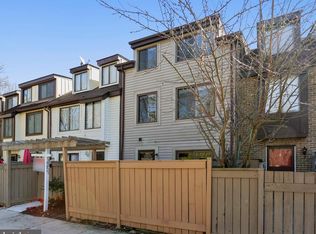 9986 Forest View Pl, Montgomery Village, MD 20886