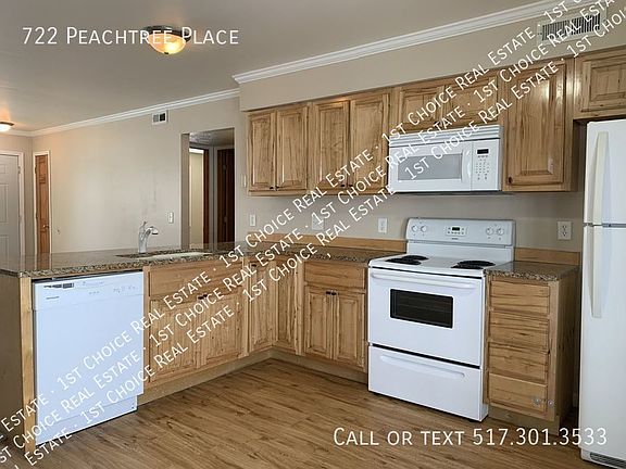 3rd image of 722 Peachtree Pl