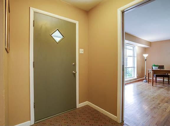 3rd image of 9825 Bluff Dale Dr
