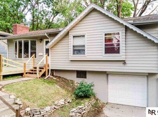 6213 Elm St, Omaha, NE 68106