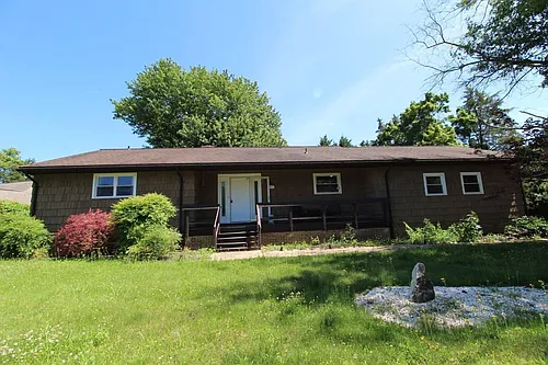 221 Alleghany Dr Photo 1