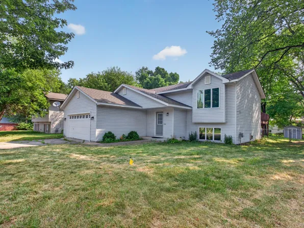443 Market St S, Shakopee, MN 55379