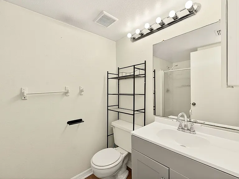 6262 142nd Ave N #1302 — Photo 9