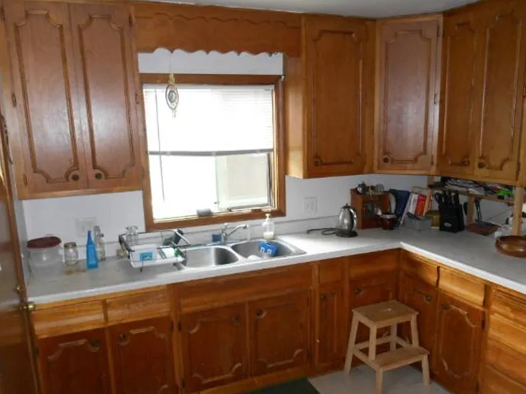 1614 Selby Ave — Photo 5