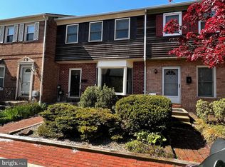 18 Gatehouse Ln, Doylestown, PA 18901