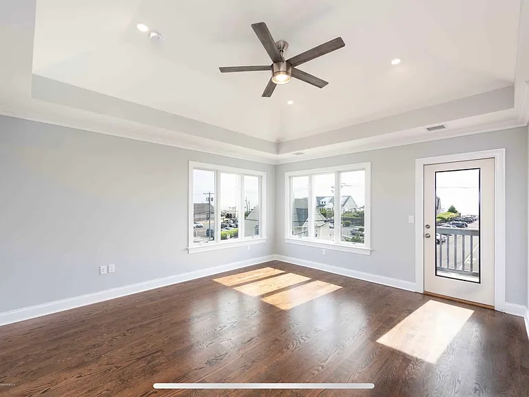 1184 Ocean Ave #D1 — Photo 3