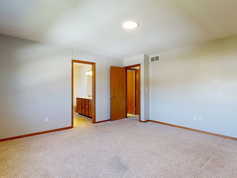 1211 Vista View Ct — Photo 18