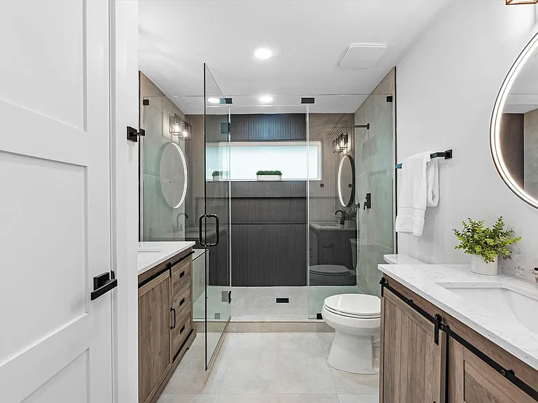 1826 Woodcrest Dr — Photo 14