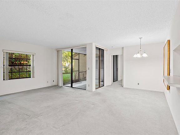 4th image of 10791 NW 14th St APT 294