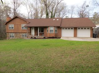 6891 Leslie Ln, Macon, GA 31220