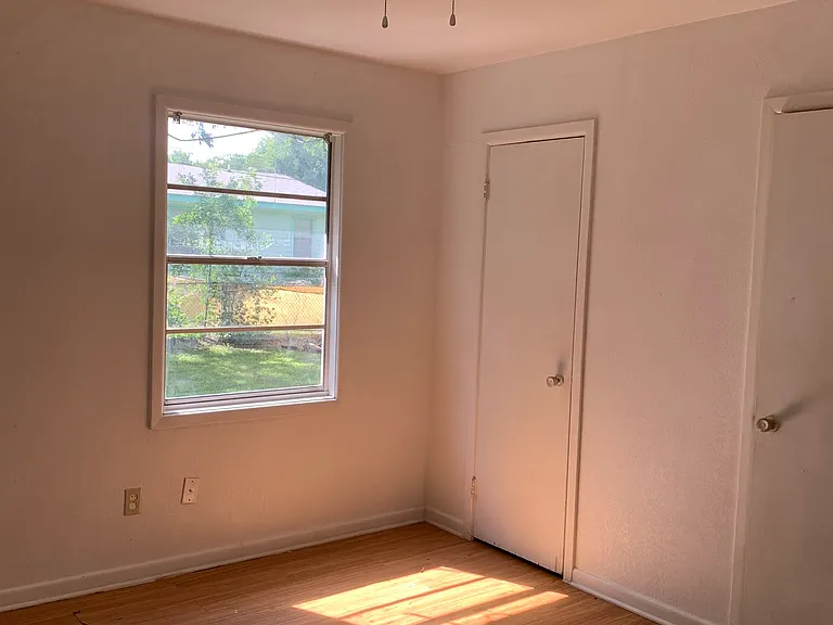 1010 Georgetown Rd — Photo 16