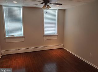 1229 S 11th St #1, Philadelphia, PA 19147