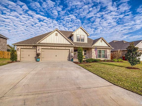 3rd image of 6089 Cherry Hill Cir