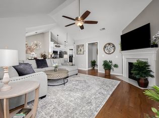 825 S Browns Ln APT 2002, Gallatin, TN 37066