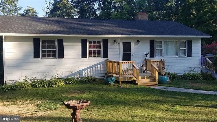 2nd image of 163 Fox Ridge Dr