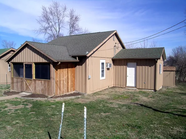 232 N Olive Street, Niangua, MO 65713