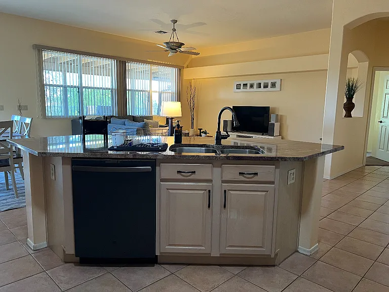 3048 W Desert Glory Dr — Photo 13