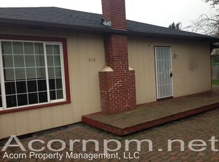 512 W M St, Springfield, OR 97477