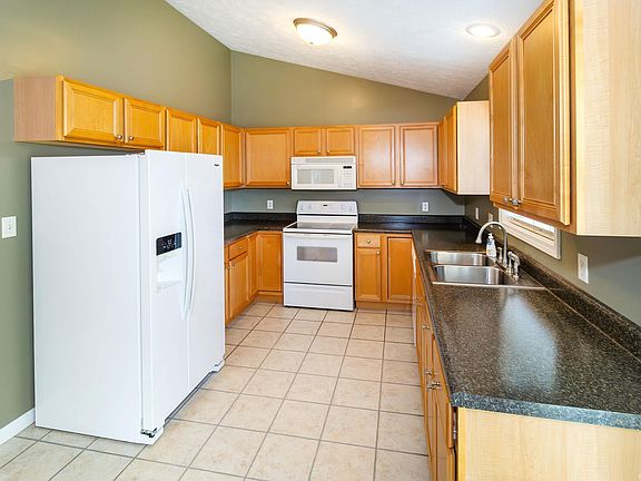 5th image of 3139 Ivy Meadow Dr
