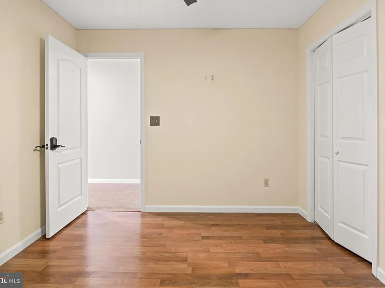 26 Wessex Ct — Photo 27