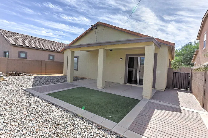 14441 S Avenida Castano — Photo 21