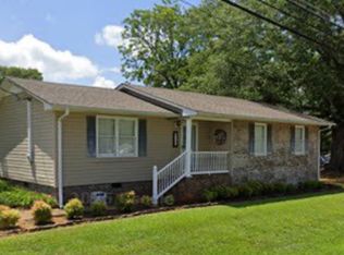 328 S Peachtree St, Liberty, SC 29657