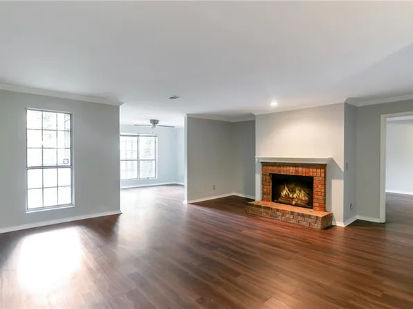 5551 Mountain Springs Cir, Stone Mountain, GA 30088