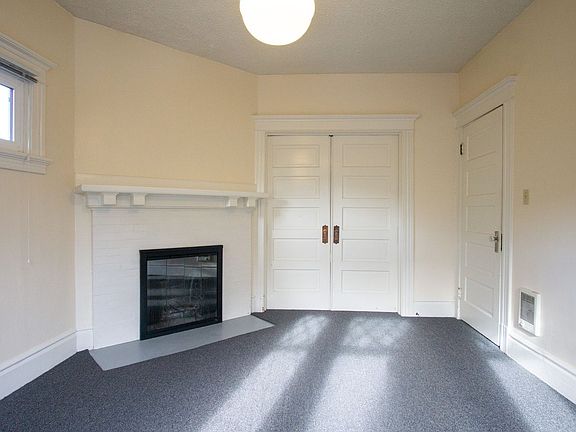 5th image of 2153-2159 NW Hoyt St #2157
