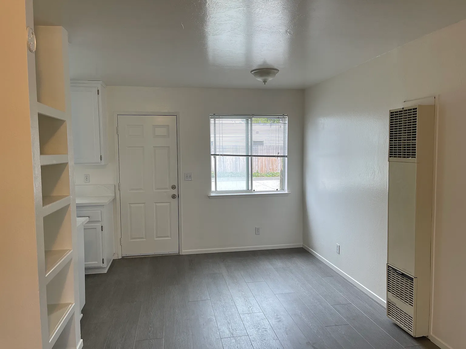 High 607 - C — Photo 3