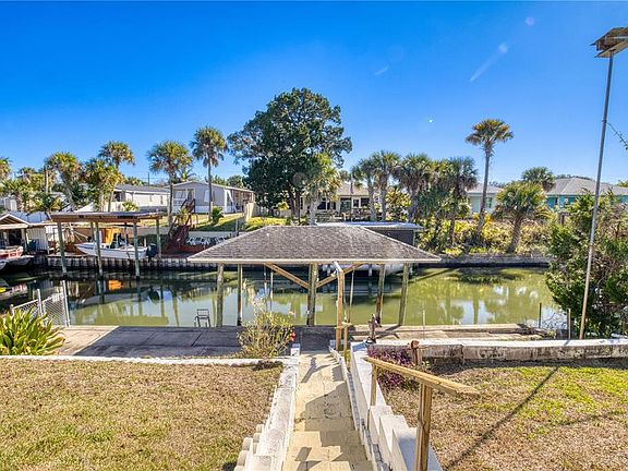 4th image of 116 Lewis St