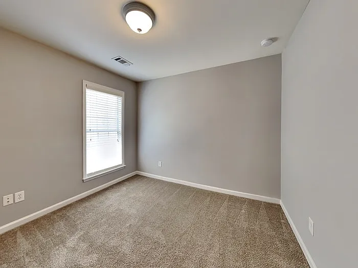 755 Earlham Dr — Photo 17
