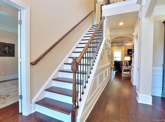 4th image of 4044 Widgeon Way