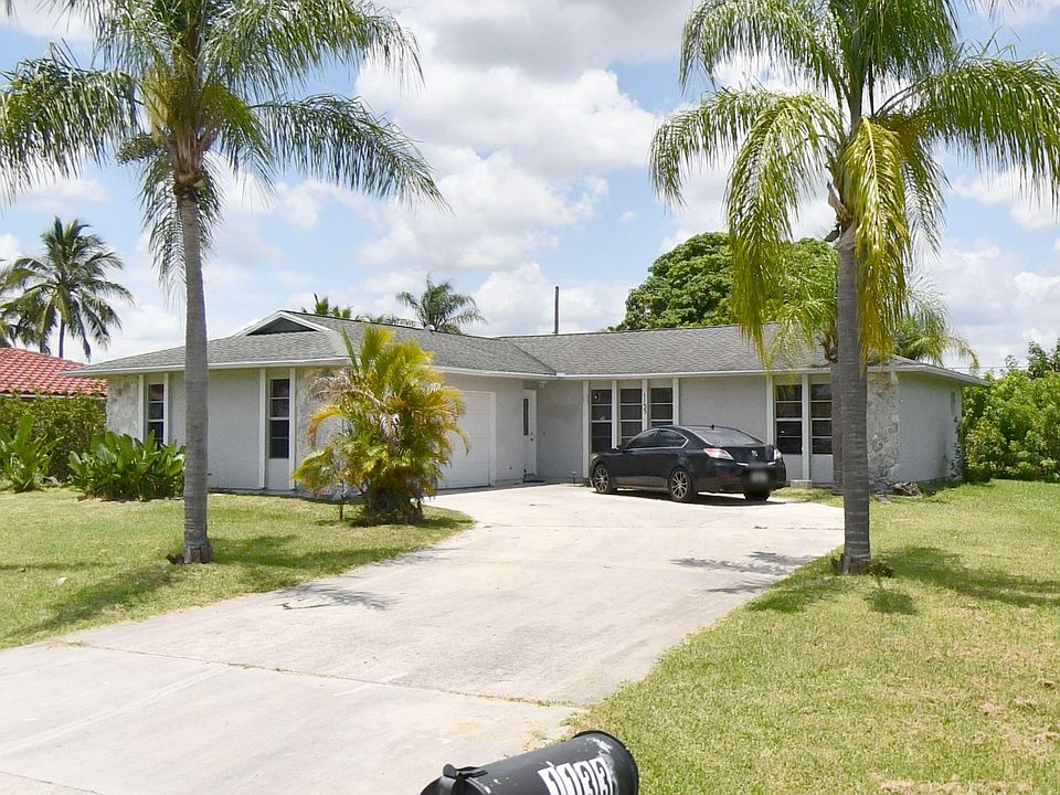 1st image of 1133 SE Mendoza Ave