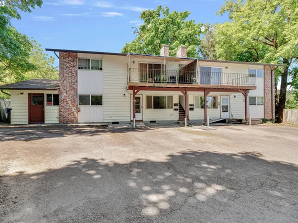 302 S McLoughlin Blvd, Oregon City, OR 97045