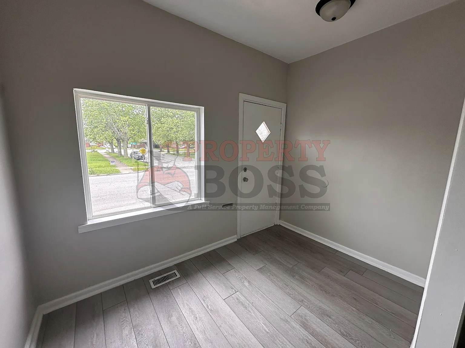 840 West 19th Avenue - 1 — Photo 2