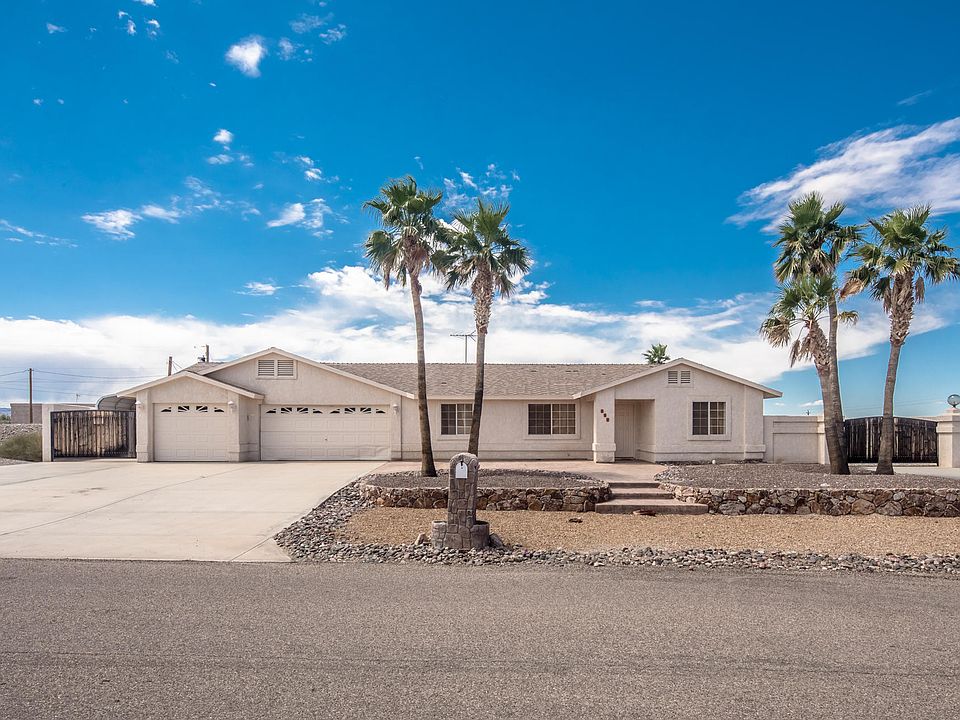 1st image of 895 Desert View Dr