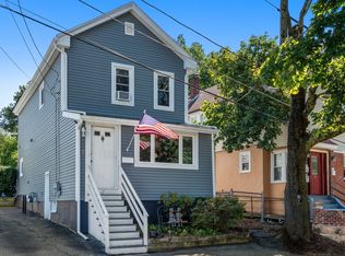 17 Cobb St, Medford, MA 02155