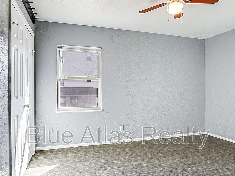 1212 Riverview Dr #B — Photo 12