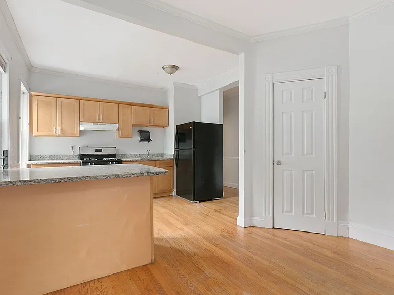 6 Glines Ave #1 — Photo 8