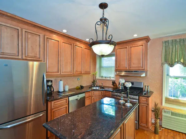 66-92 Selfridge Street image 1 of 11