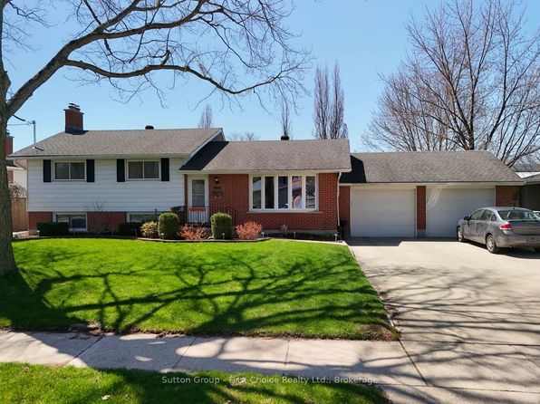 329 Hibernia St, Stratford, ON N5A 5V9