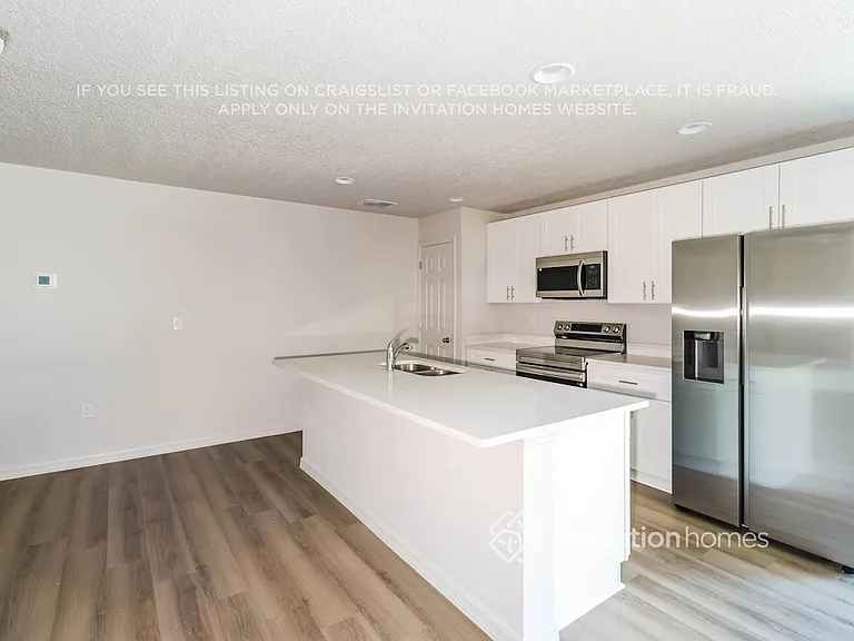 1575 Van Camp Ave SE — Photo 5
