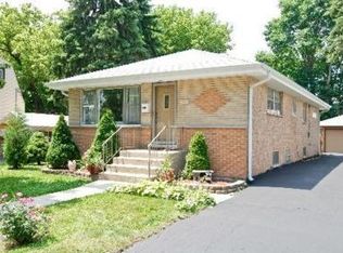 132 N Roy Ave, Northlake, IL 60164