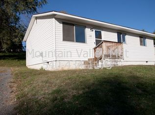177 E Riverside Dr, Timberville, VA 22853