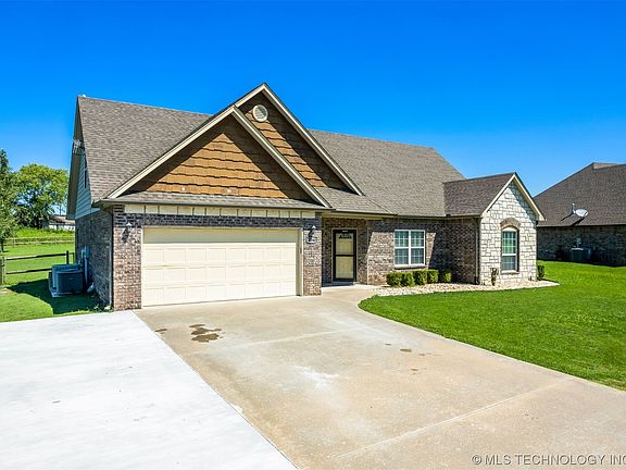 2nd image of 17040 Highland Dr
